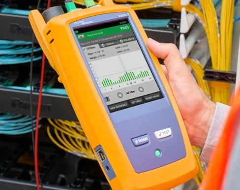 Fluke-Networks-certifiber-max-3