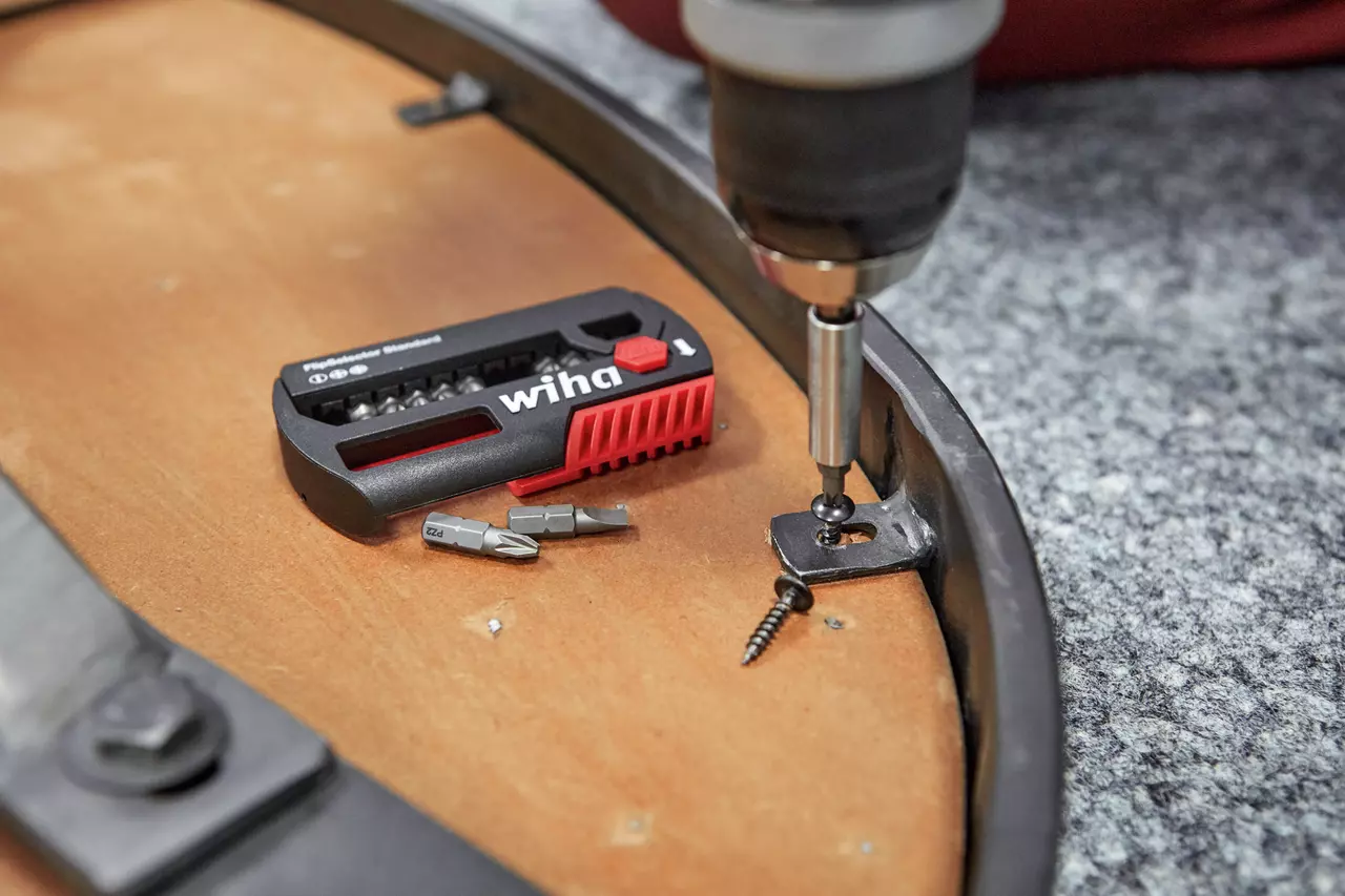 WIHA_7947Z_FlipSelector-2