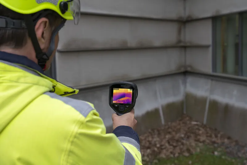 E8_Pro_building_inspection.jpg.webp