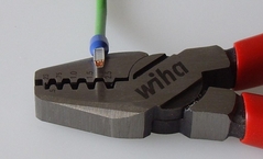 WIHA Z60001-145 - PÄÄTEHOLKKIPIHDIT 0.25-2.5mm2,145mm