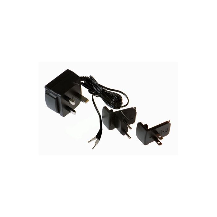 [PW-600] BRAINBOX PW-600 Virtalähde 5 V 1,2 A, liittimet UK/EU/US/AUS